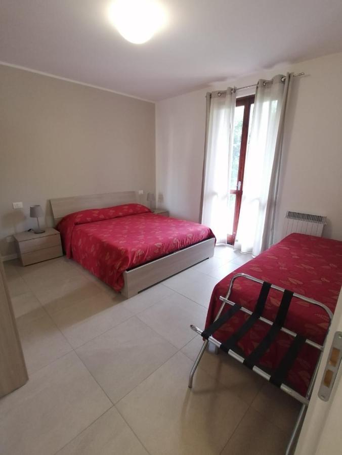 Lucky Apartment 2 Sirmione Exterior photo