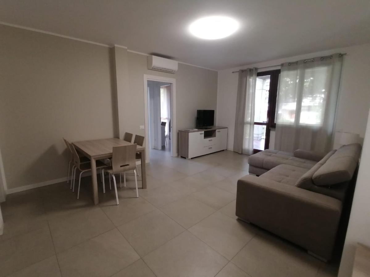 Lucky Apartment 2 Sirmione Exterior photo